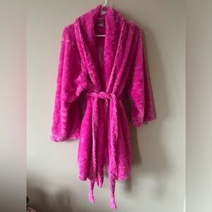 Body Touch fluffy pink robe